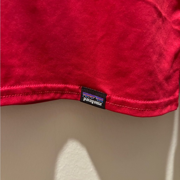 Patagonia Women’s Long Sleeve - Picture 3 of 4